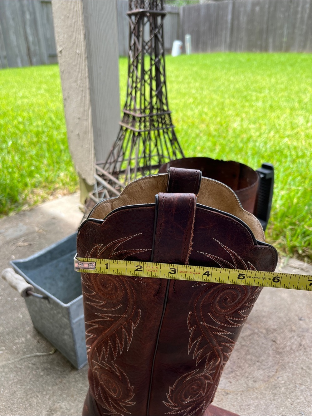 Justin Women’s Brown Embroidered Leather Cowboy Boots - Picture 12 of 15